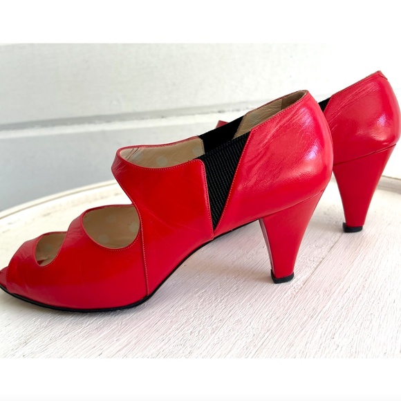 Vintage TOKIO KUMAGAI Red/ Black Leather Pumps Made In Italy - 39 1/2 - Picture 3 of 13
